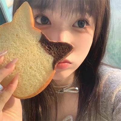 罗炜茜